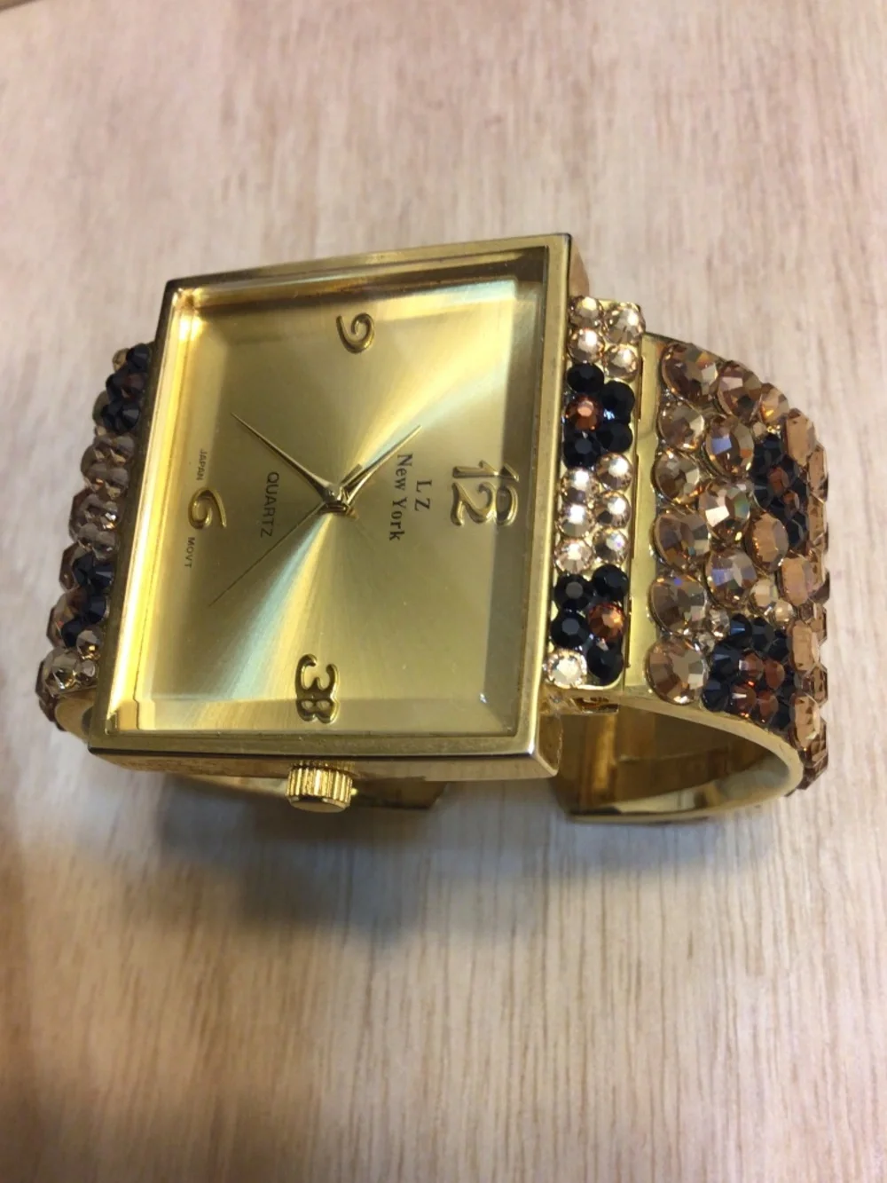Fashion LZ New York Crystal-embellished Quartz Cuff Watch Y2K Glamour Statement